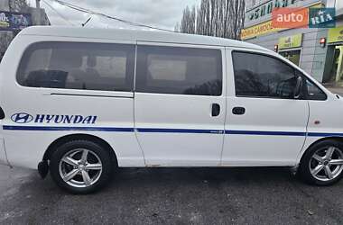 Мінівен Hyundai H-1 1999 в Харкові