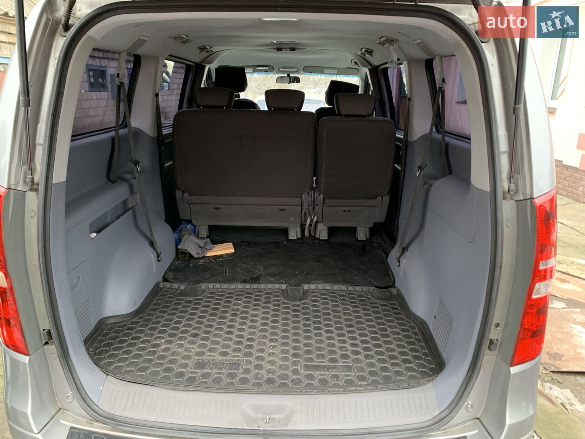 2010 Hyundai Starex (H-1) - мініатюра 8