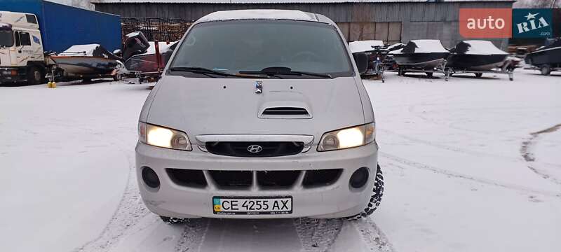 Мінівен Hyundai H-1 2002 в Києві