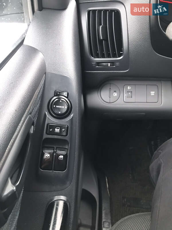 Минивэн Hyundai H-1 2008 в Дубровице фото 12 Минивэн Hyundai H-1 2008 в Дубровице