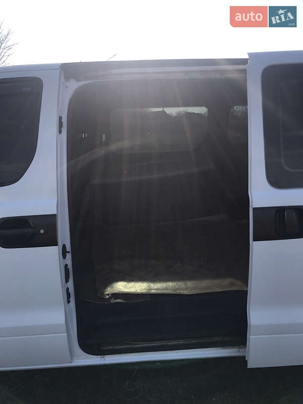 Минивэн Hyundai H-1 2008 в Одессе фото 12 Минивэн Hyundai H-1 2008 в Одессе