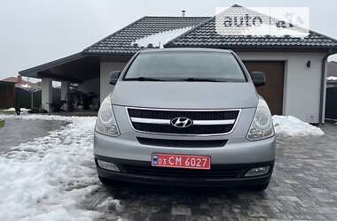 Мінівен Hyundai H-1 2011 в Ковелі