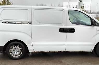 Вантажний фургон Hyundai H-1 2008 в Трускавці