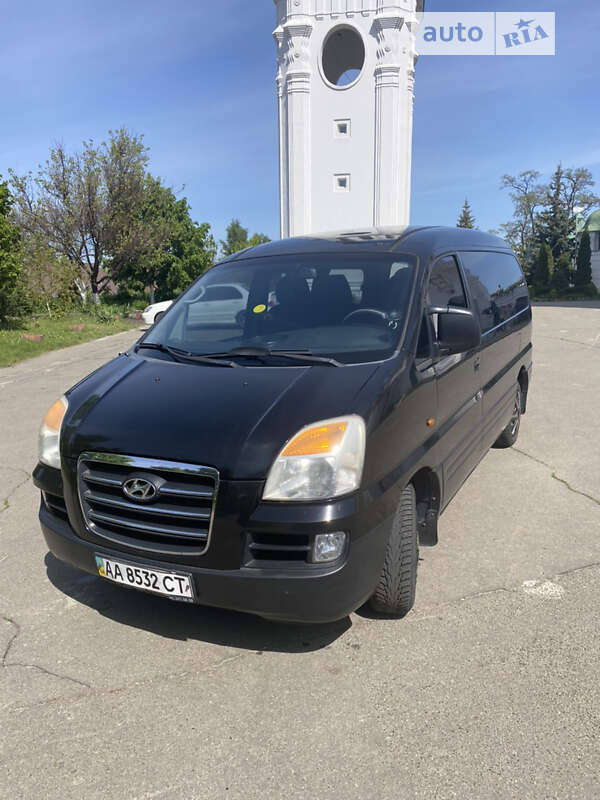 Минивэн Hyundai H-1 2007 в Киеве