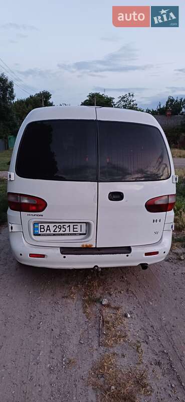 Минивэн Hyundai H-1 2000 в Кропивницком