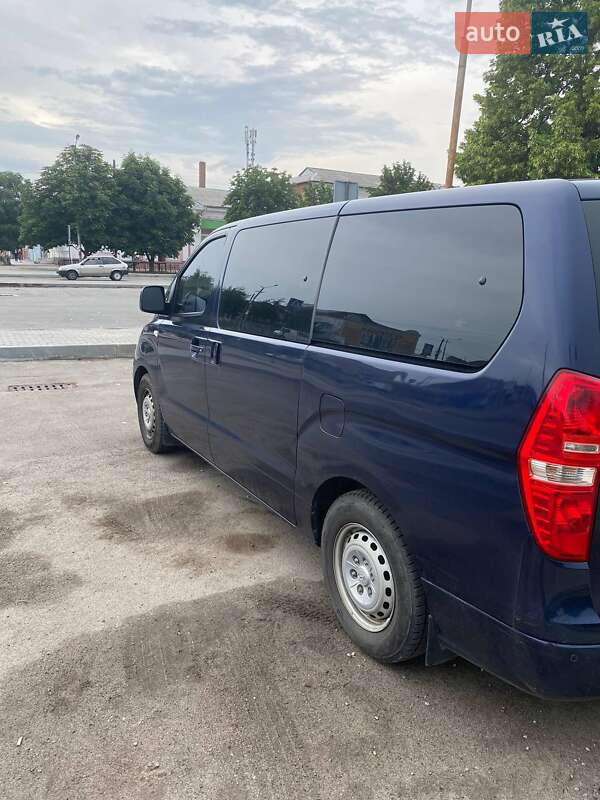 Мінівен Hyundai H-1 2008 в Новомосковську