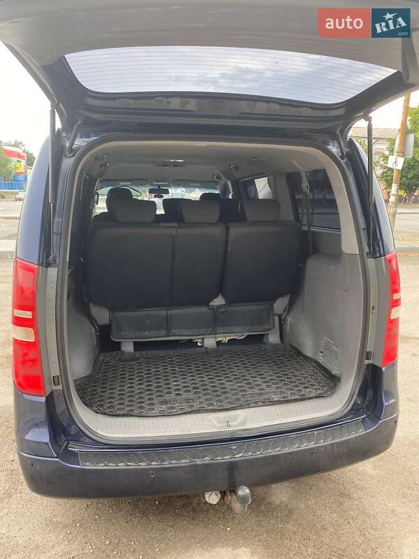 Мінівен Hyundai H-1 2008 в Новомосковську