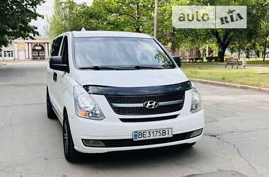 Hyundai H-1 2009