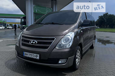 Мінівен Hyundai H-1 2014 в Житомирі