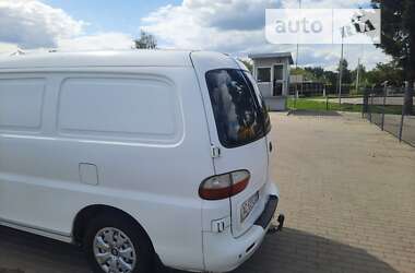 Вантажний фургон Hyundai H-1 2005 в Іваничах