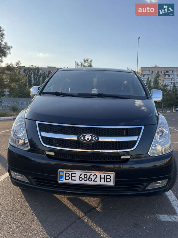 Мінівен Hyundai H-1 2012 в Миколаєві