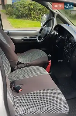 Hyundai H-1 2006
