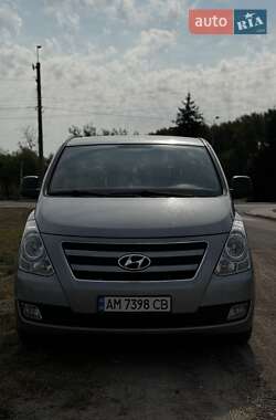 Hyundai H-1 2016