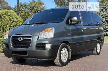 Мінівен Hyundai H-1 2006 в Дніпрі