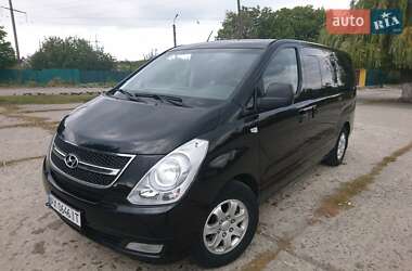 Hyundai H-1 2011