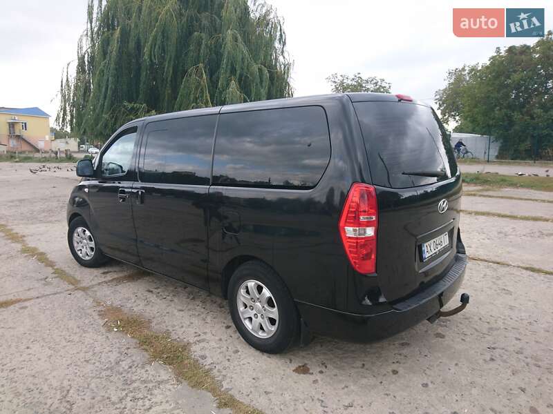 Минивэн Hyundai H-1 2011 в Ладыжине фото 7 Минивэн Hyundai H-1 2011 в Ладыжине