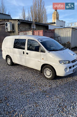 Грузовой фургон Hyundai H-1 2007 в 