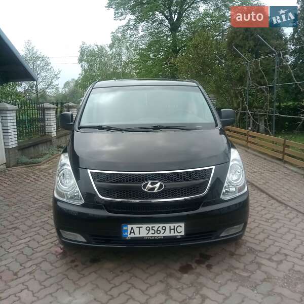 Мінівен Hyundai H-1 2012 в Коломиї