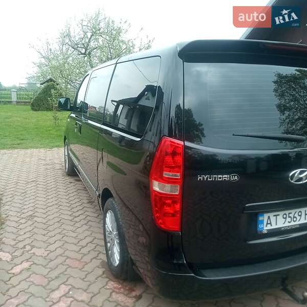 Мінівен Hyundai H-1 2012 в Коломиї