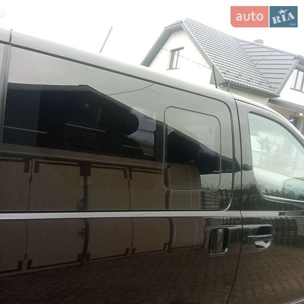 Мінівен Hyundai H-1 2012 в Коломиї
