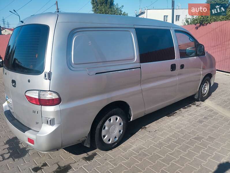 Минивэн Hyundai H-1 2007 в Одессе