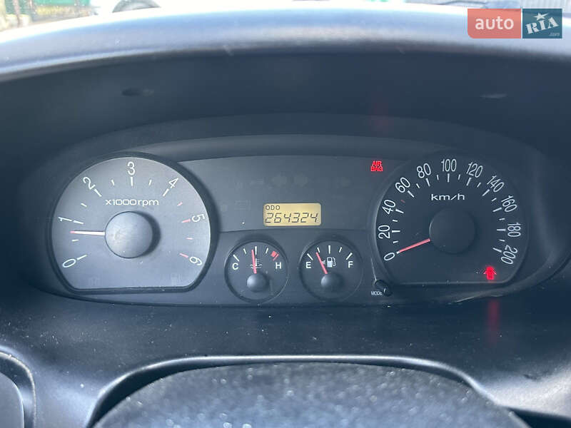 Минивэн Hyundai H-1 2005 в Виннице фото 6 Минивэн Hyundai H-1 2005 в Виннице