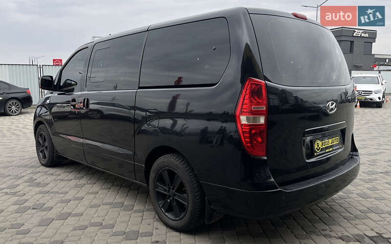 Мінівен Hyundai H-1 2009 в Мукачевому