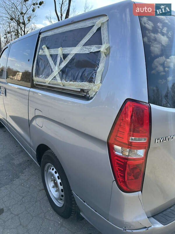Минивэн Hyundai H-1 2010 в Чугуеве