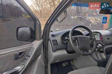 Минивэн Hyundai H-1 2008 в 