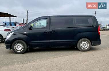 Минивэн Hyundai H-1 2010 в 
