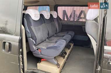 Минивэн Hyundai H-1 2010 в 