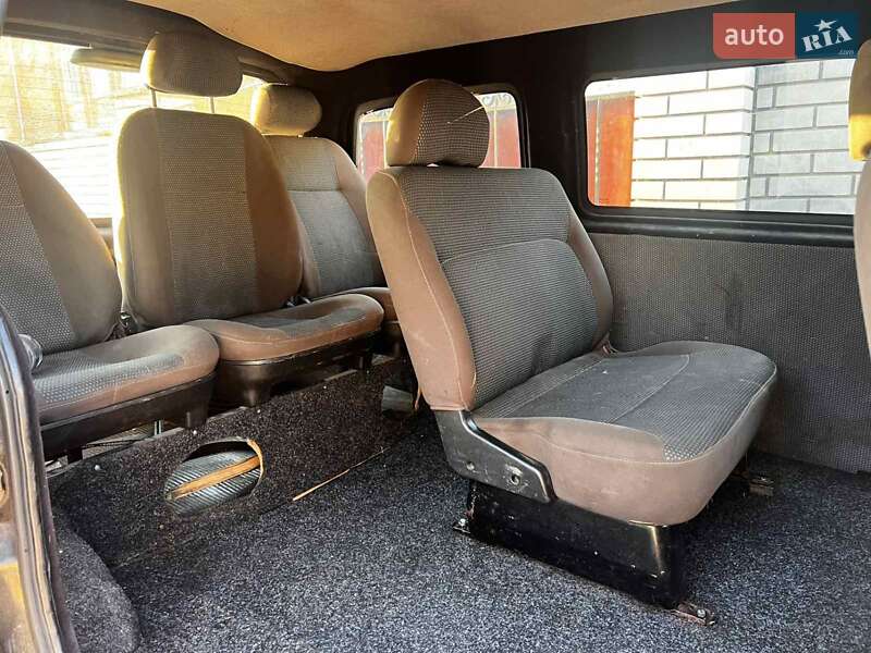 Минивэн Hyundai H-1 1999 в Житомире