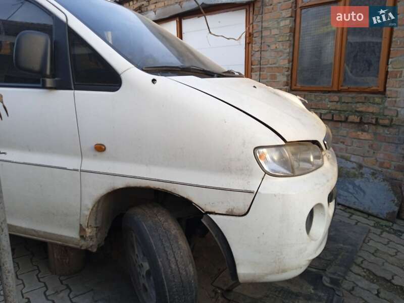 Минивэн Hyundai H-1 2000 в Ровно фото Минивэн Hyundai H-1 2000 в Ровно