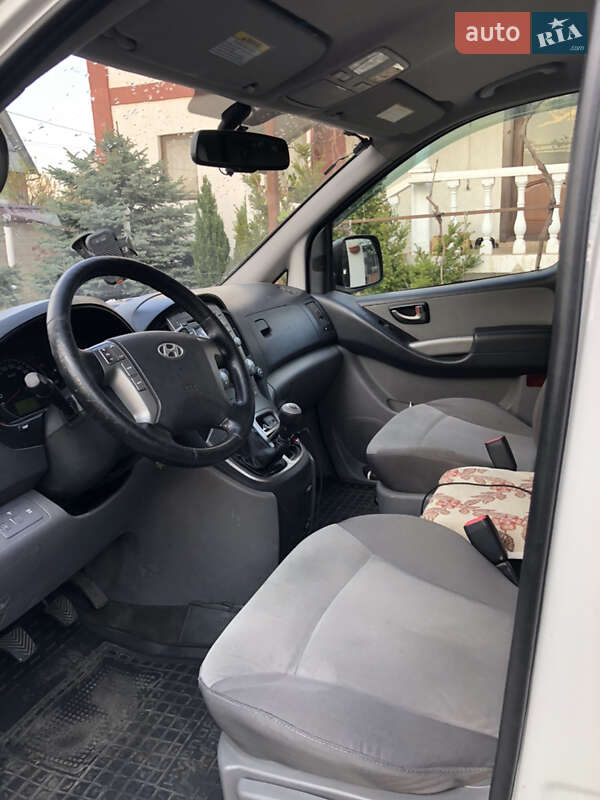 Мінівен Hyundai H-1 2012 в Миколаєві