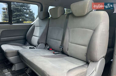 Минивэн Hyundai H-1 2012 в 