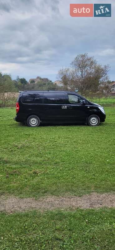 Мінівен Hyundai H-1 2011 в Дунаївцях