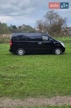 Минивэн Hyundai H-1 2011 в 