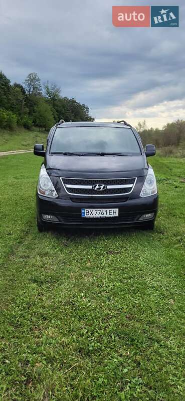 Hyundai H-1 2011