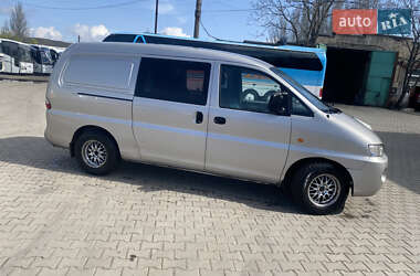 Грузовой фургон Hyundai H-1 2006 в 