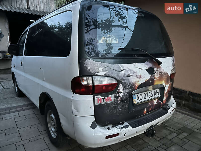 Минивэн Hyundai H-1 2000 в Хусте фото 6 Минивэн Hyundai H-1 2000 в Хусте