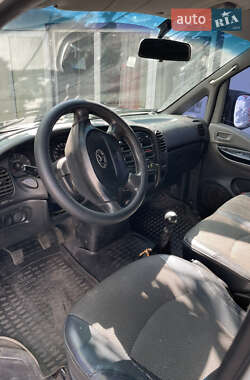 Минивэн Hyundai H-1 2007 в 