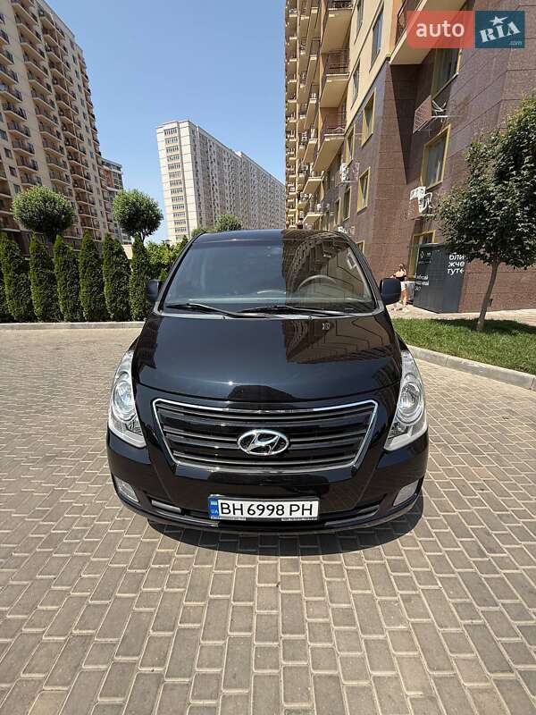 Грузовой фургон Hyundai H-1 2009 в Одессе