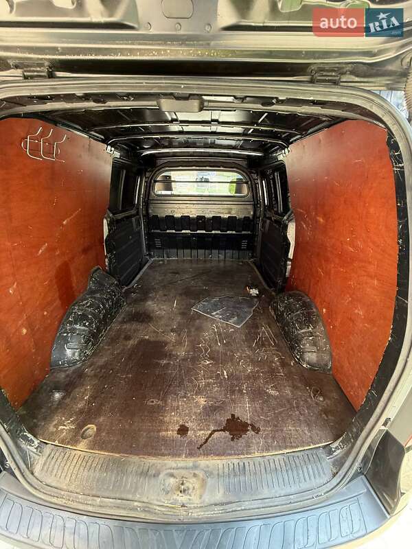 Грузовой фургон Hyundai H-1 2009 в Одессе