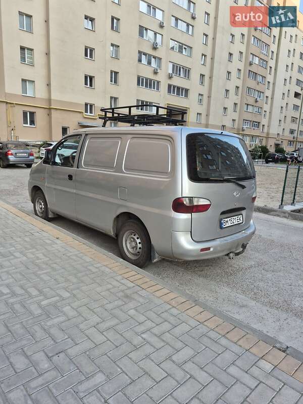 Грузовой фургон Hyundai H-1 2000 в Сумах