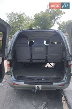 Минивэн Hyundai H-1 2006 в 