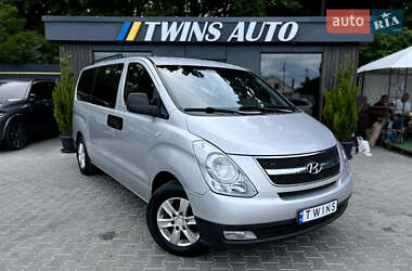 Минивэн Hyundai H-1 2008 в 