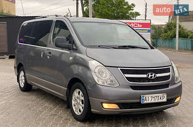 Мінівен Hyundai H-1 2010 в 