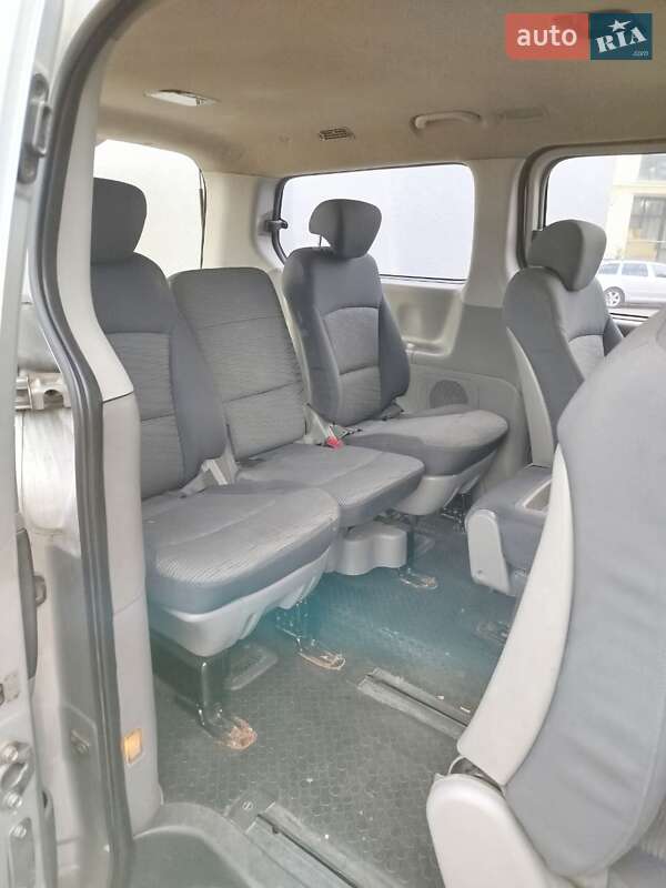 Минивэн Hyundai H-1 2008 в Киеве фото 10 Минивэн Hyundai H-1 2008 в Киеве