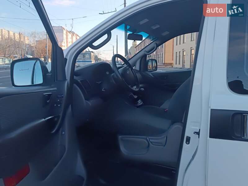 Вантажний фургон Hyundai H-1 2009 в Білій Церкві