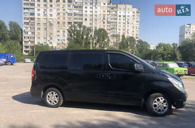Минивэн Hyundai H-1 2008 в 